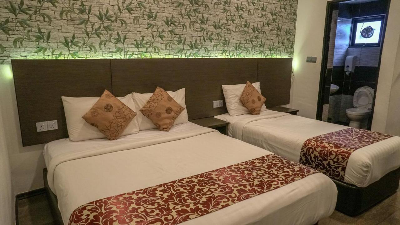 Highlanders Hotel Cameron Highlands Extérieur photo