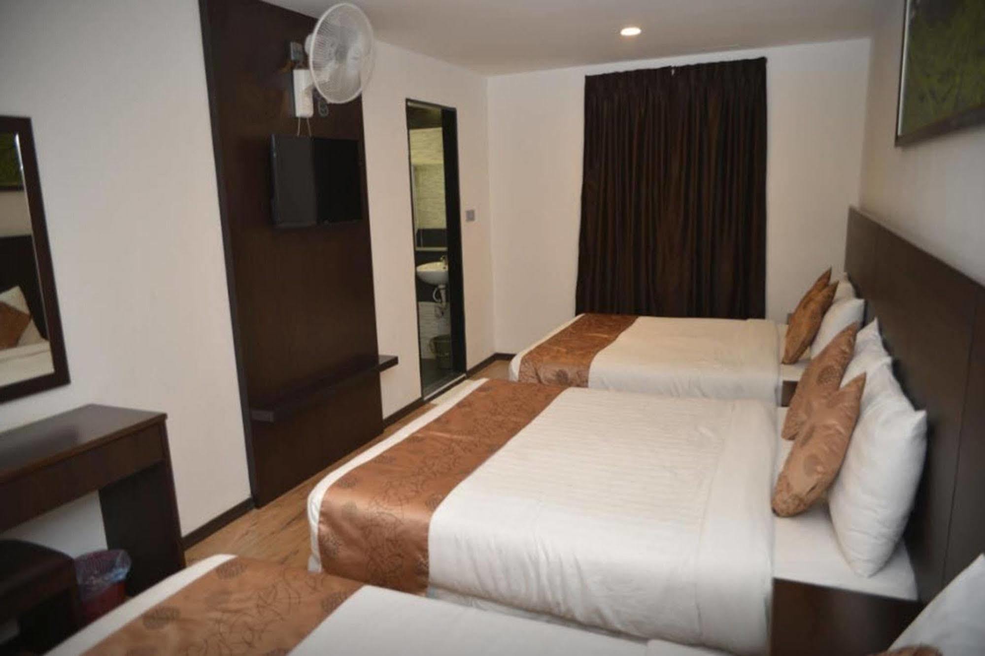 Highlanders Hotel Cameron Highlands Extérieur photo